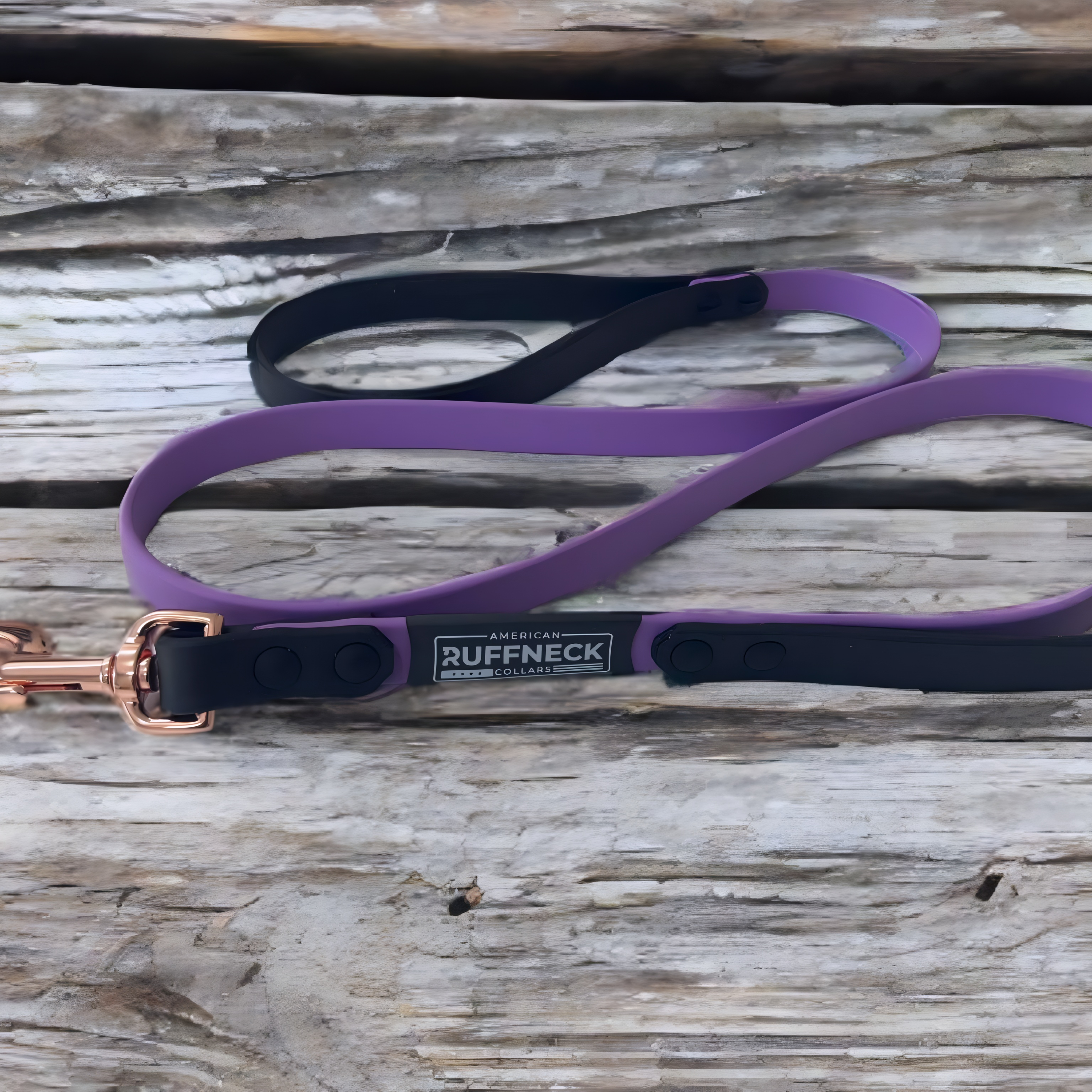 American Ruffneck Collars Daily Drifter dog leash, standard length and durable design for walking pets.
