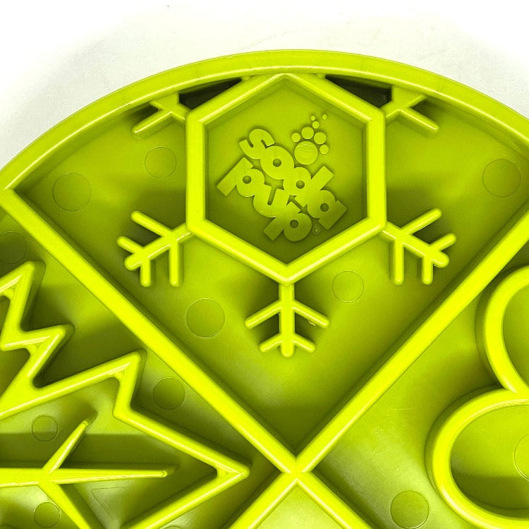Four Seasons Design SodaPup/True Dogs LLC eTray enrichment shallow slow feeder dog bowl with green four seasons pattern.