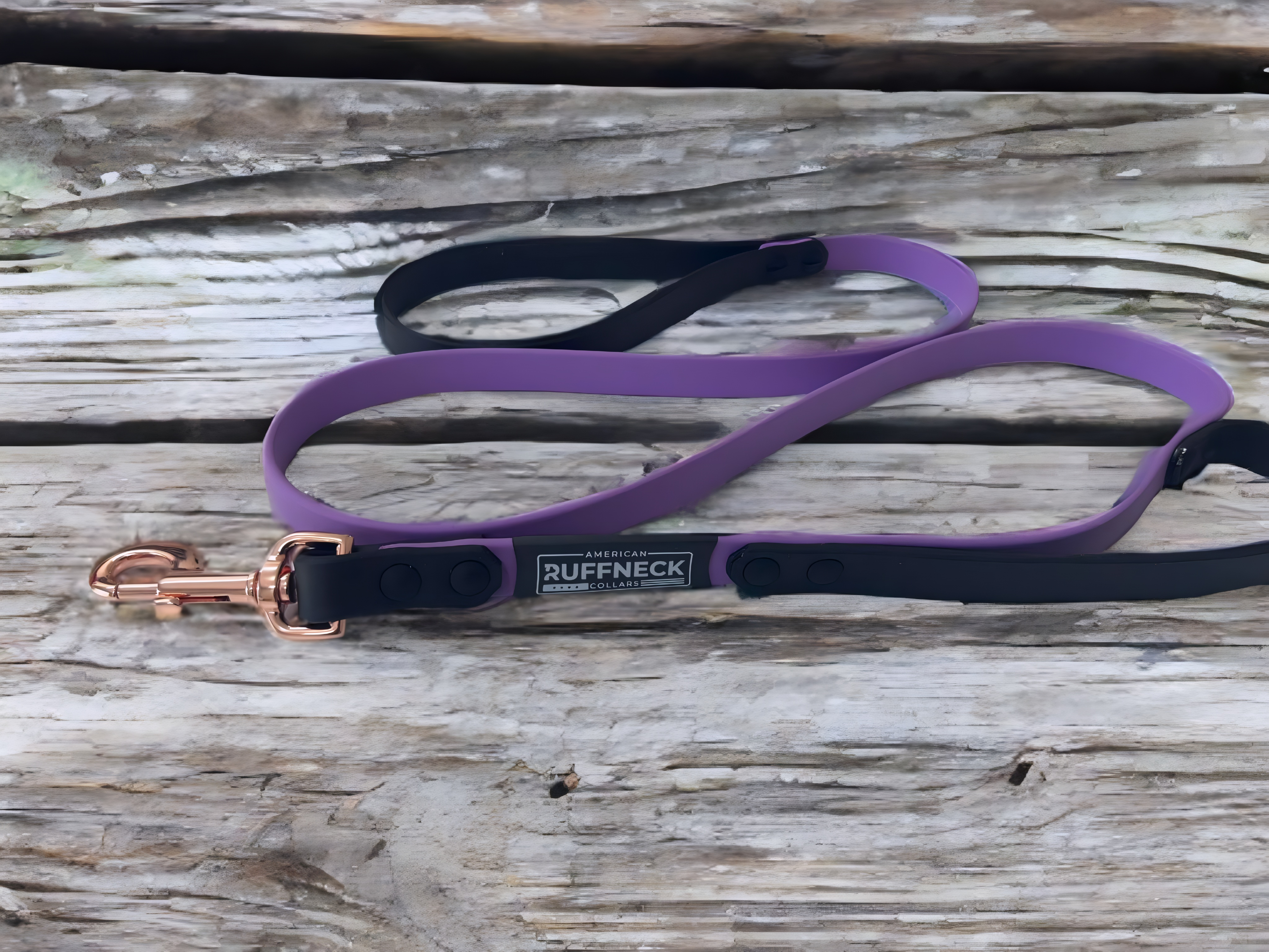 American Ruffneck Collars Daily Drifter dog leash, standard length and durable design for walking pets.