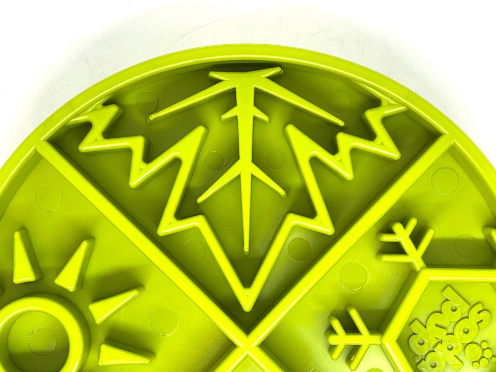 Four Seasons Design ETRAY Enrichment Shallow Slow Feeder Dog Bowl by SodaPup/True Dogs, LLC, with green four-season pattern.